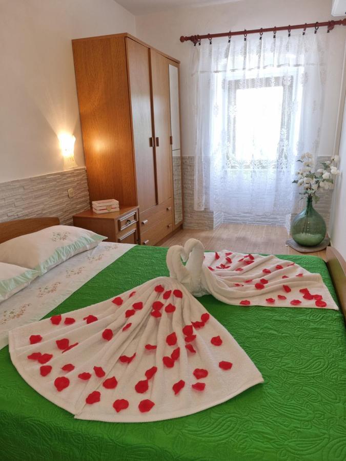 Apartmani Milenko Lubenice Extérieur photo